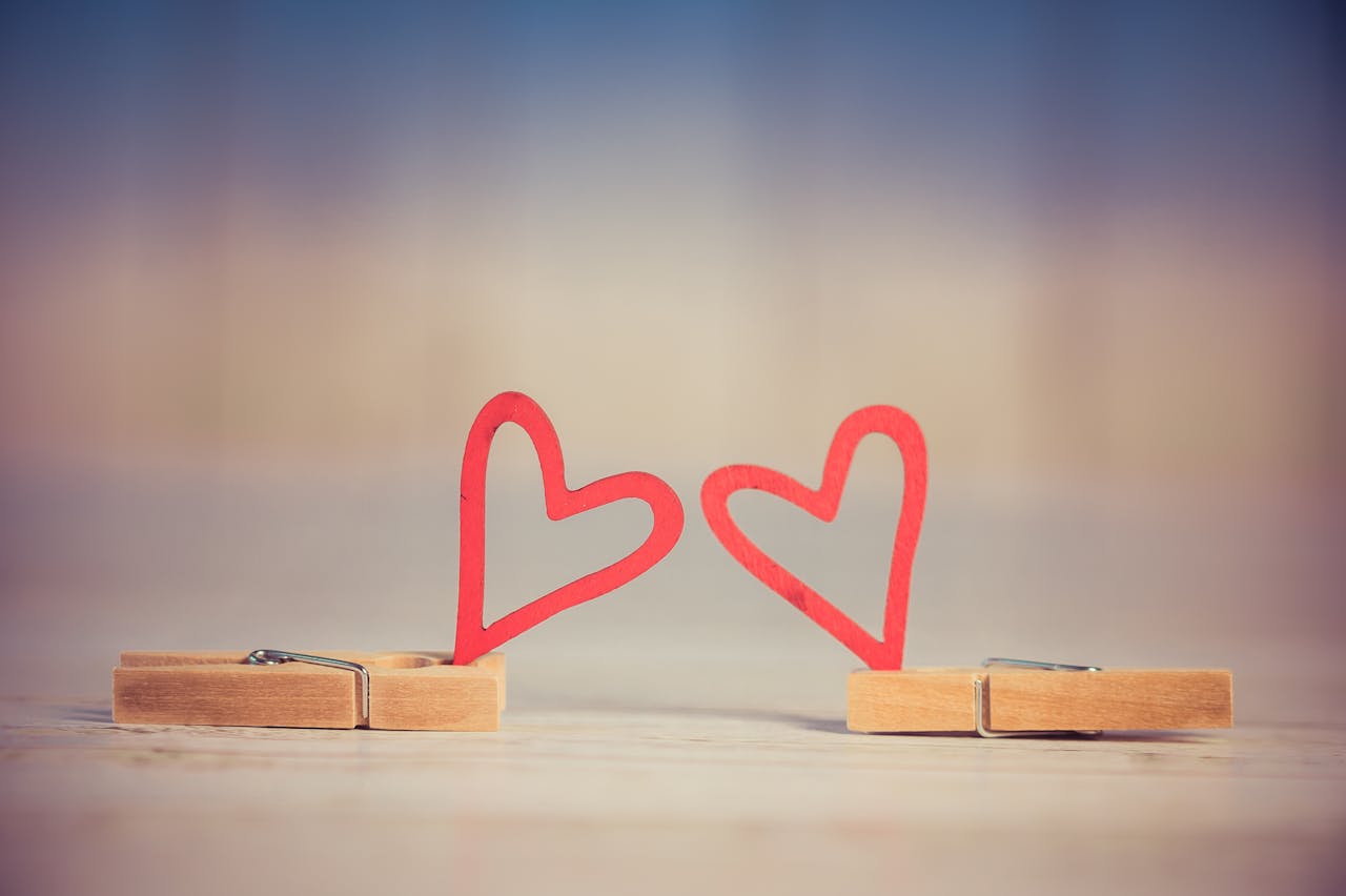 Pinzas y corazones Pinzas y corazones