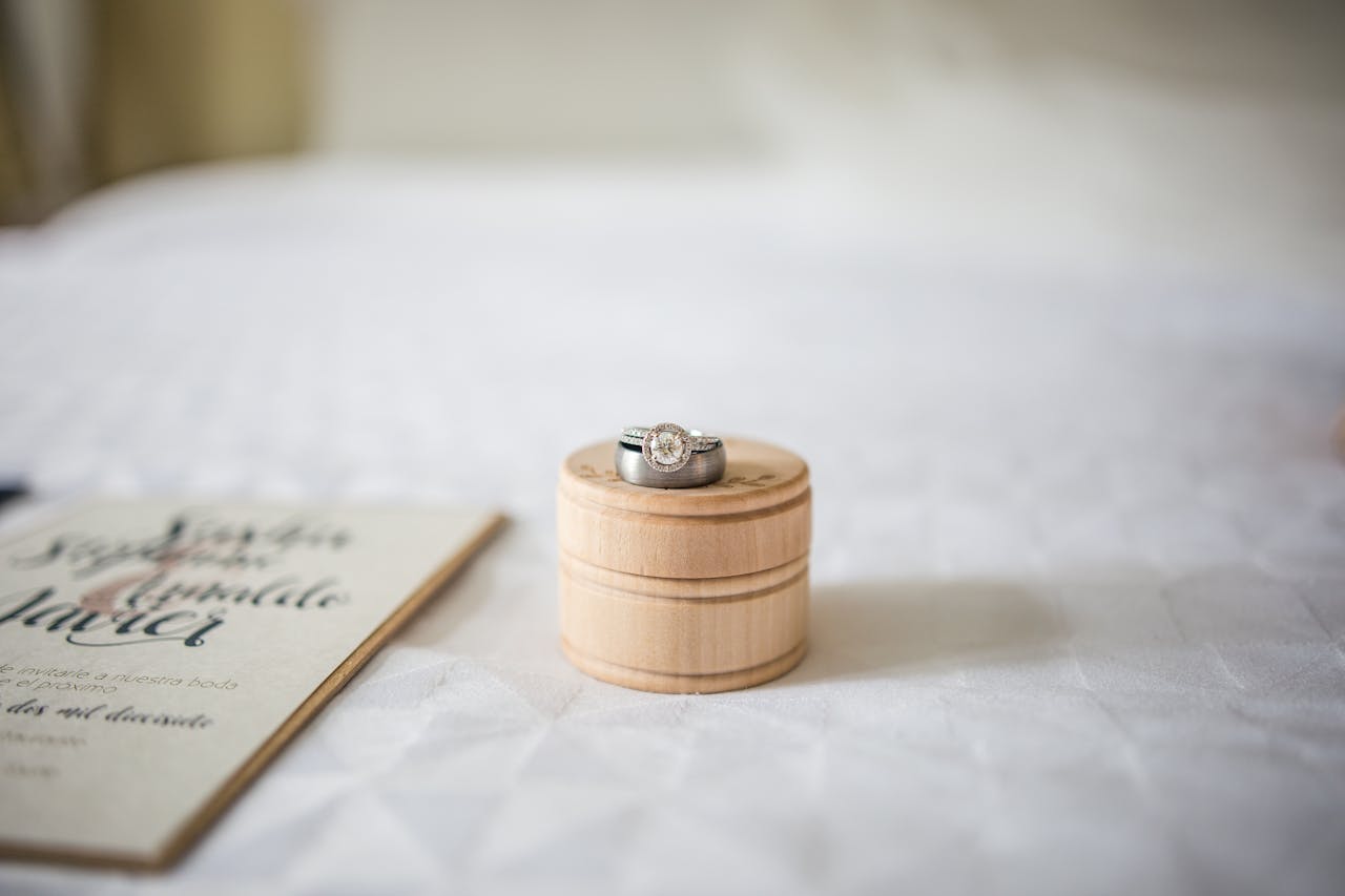 Anillo de boda de oro blanco Anillo de boda de oro blanco