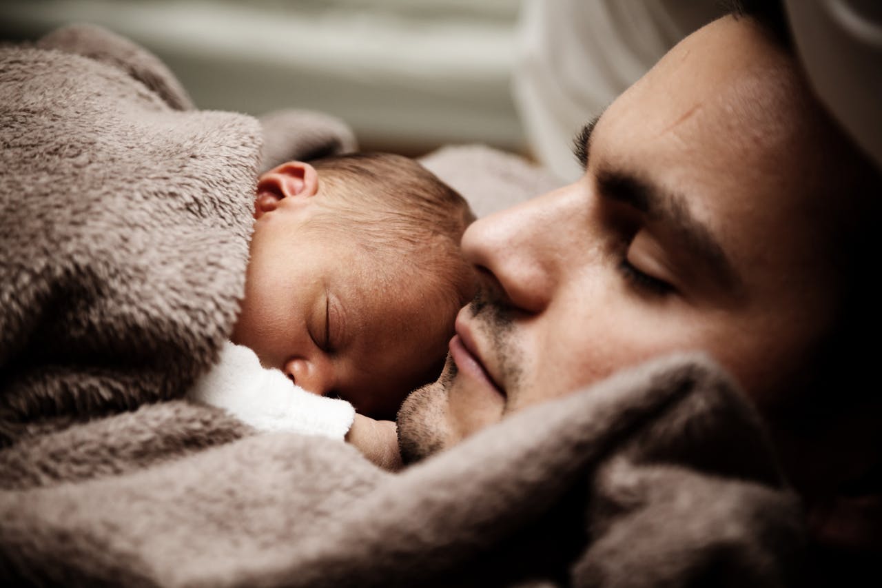 Durmiendo con papá