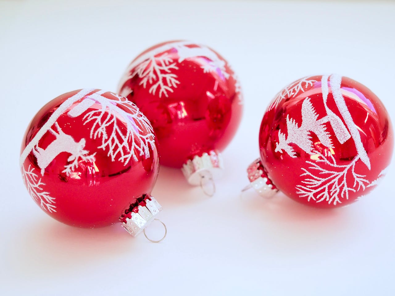 Bolas rojas de Navidad Bolas rojas de Navidad