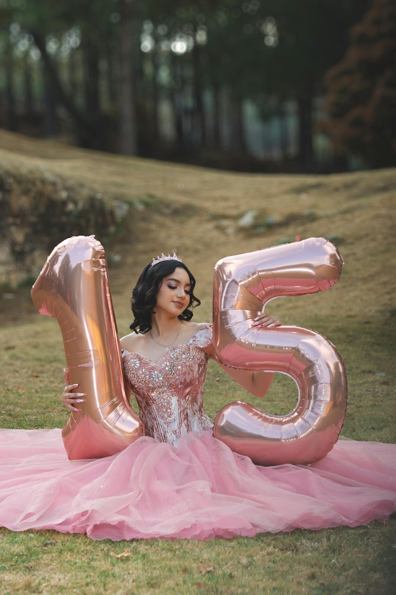 Quinceañera con vestido rosa